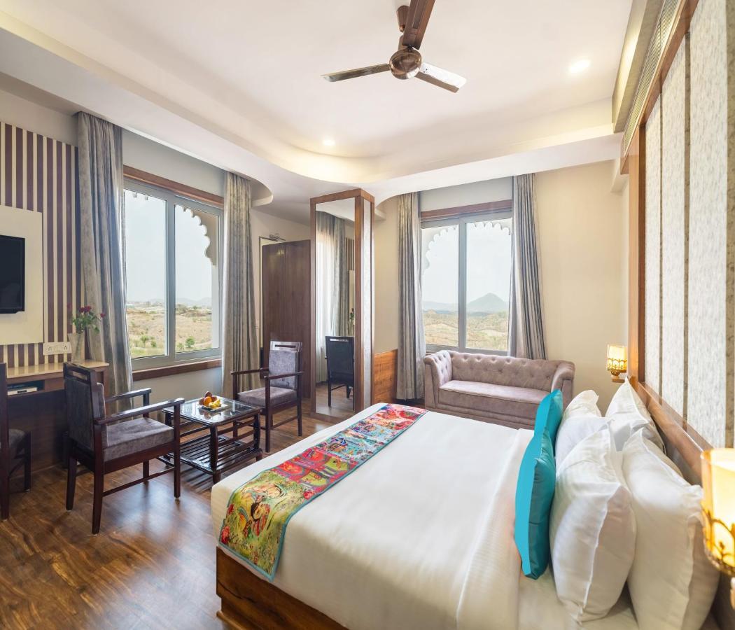 Pandora Grand Udaipur Hotel Bagian luar foto