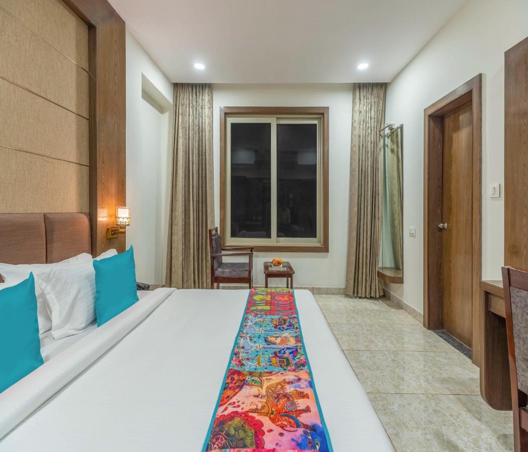 Pandora Grand Udaipur Hotel Bagian luar foto
