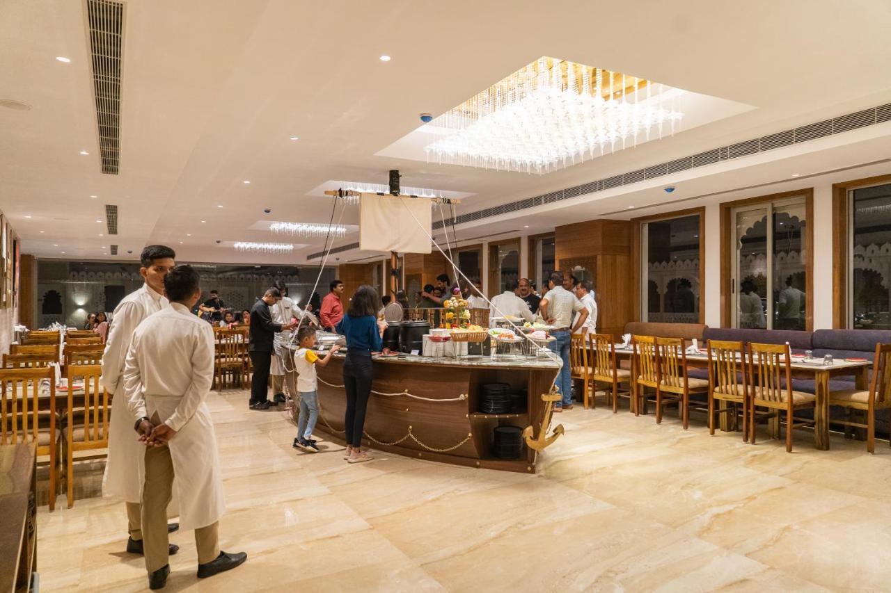 Pandora Grand Udaipur Hotel Bagian luar foto