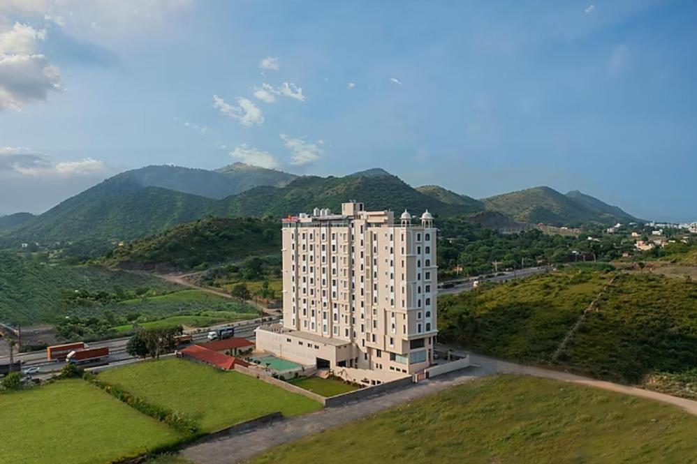 Pandora Grand Udaipur Hotel Bagian luar foto